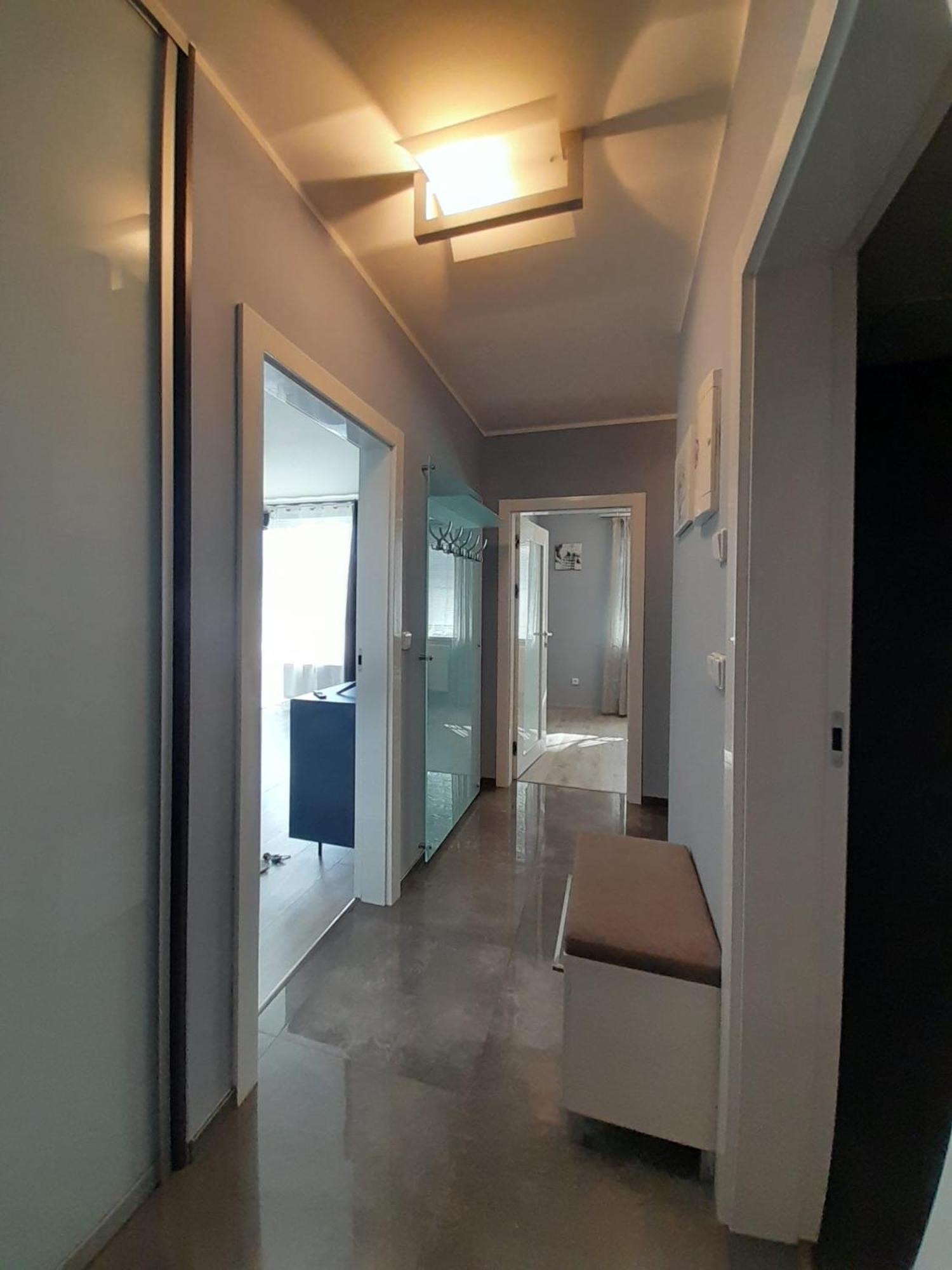 B2B Apartments ยีห์ลาวา ภายนอก รูปภาพ
